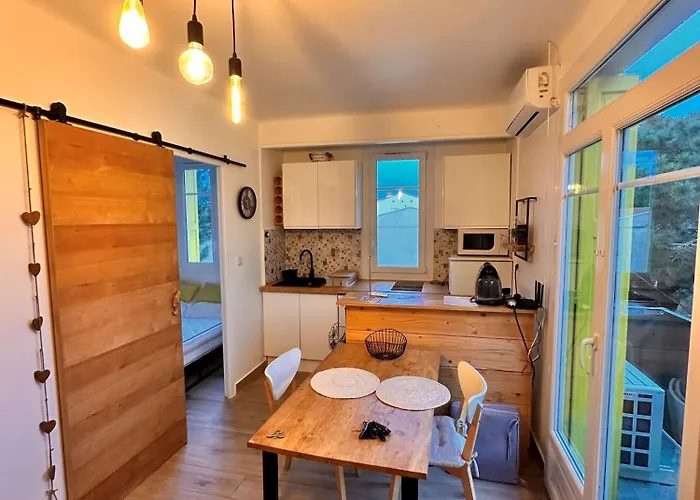 شقة Calmes By Bellavista - Vue - 50m De La - Climatise - Balcon