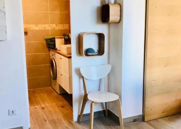 Calmes By Bellavista - Vue - 50m De La - Climatise - Balcon أرجيليه- سور- مير
