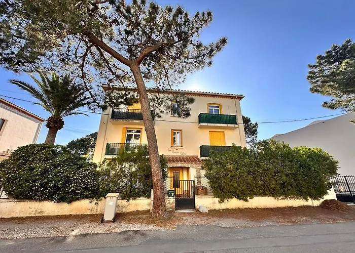 Calmes By Bellavista - Vue - 50m De La - Climatise - Balcon شقة أرجيليه- سور- مير